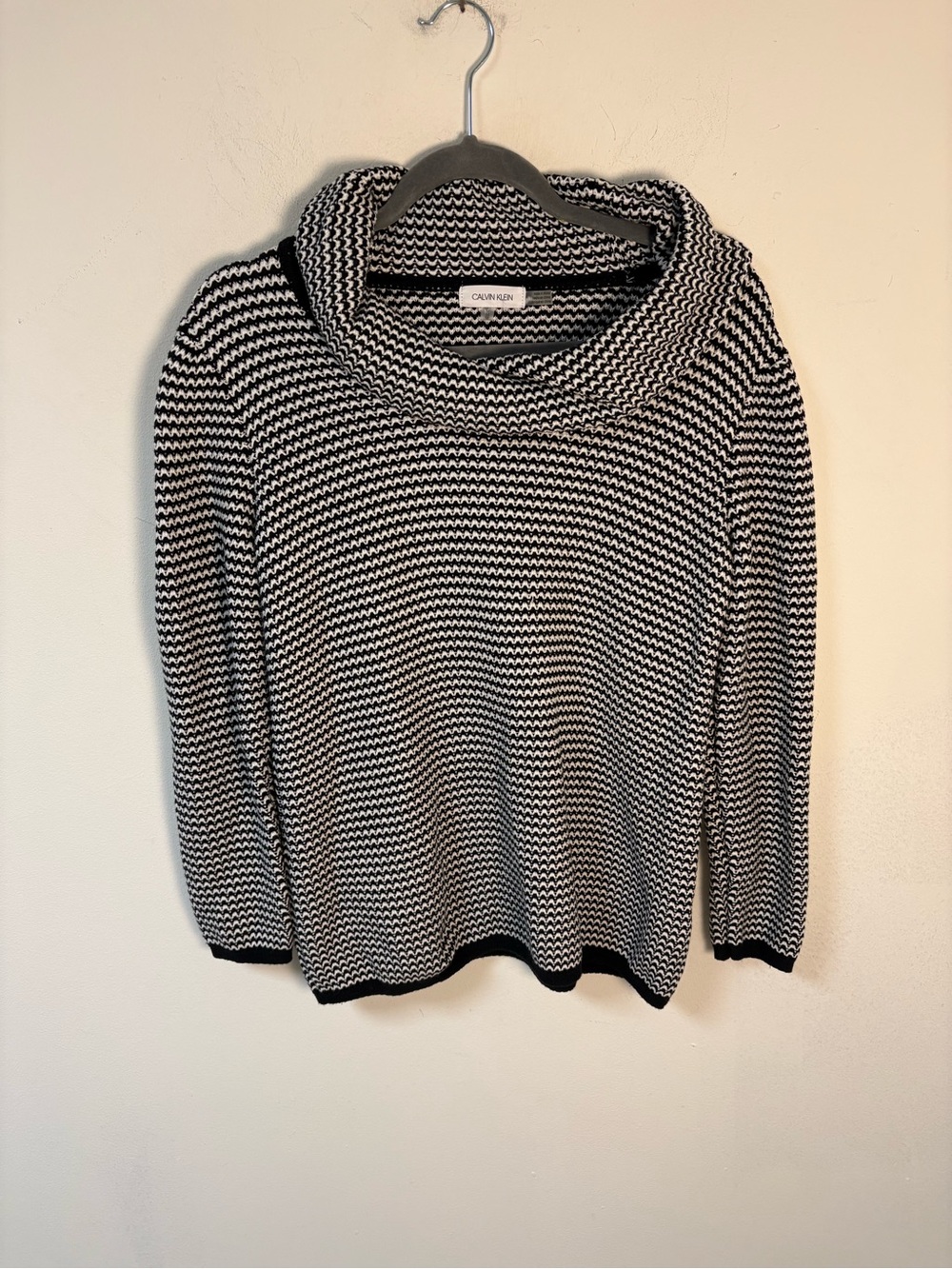 Calvin Klein Black & White Marled Cowl Sweater Medium New